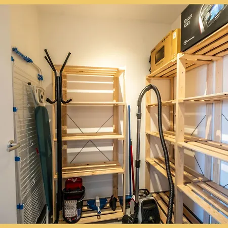 Le Dessaix I I Апартаменты *